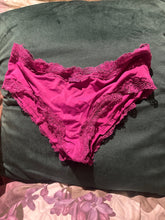 Load image into Gallery viewer, Pink silky panties
