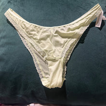 Load image into Gallery viewer, Silky Worn Played In Pantyhose 😈
